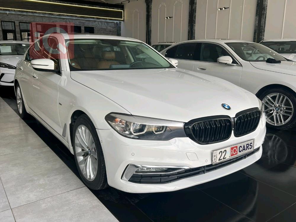 بی ئێم دەبڵیو سیریەس 5